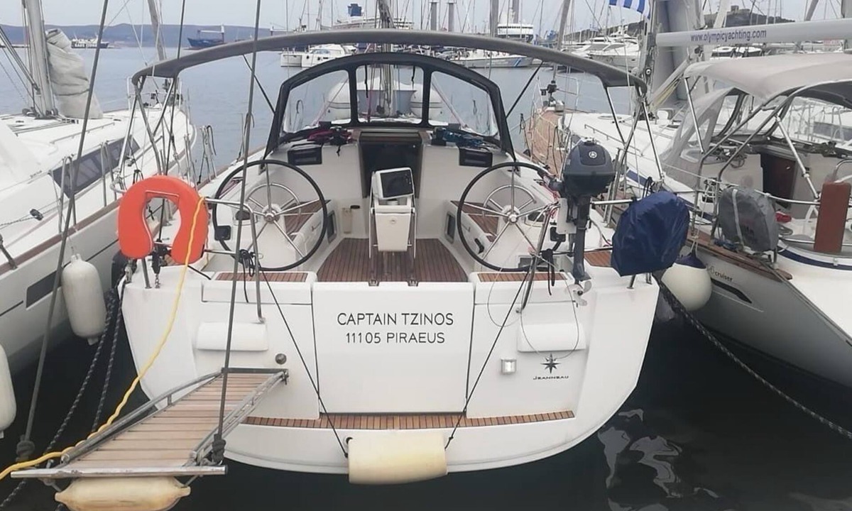 Volos City Centre Boat Rental | Sun-Kissed Sailing Adventure in the Sporades Islands from Volos, Thessaly