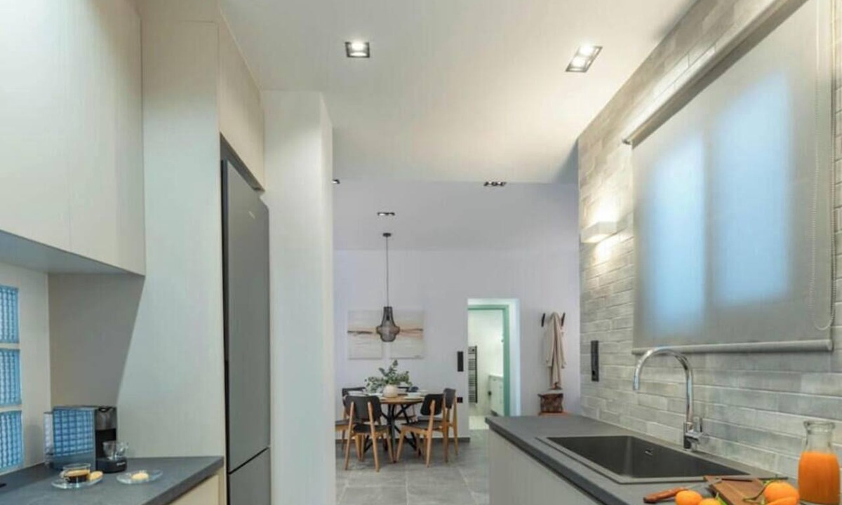 Kallithea Apartment | Sunlit Balcony | Family APT | Whirpool & Netflix
