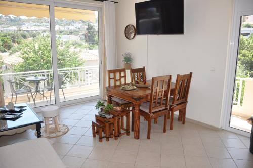 Halepa Apartment | Sunny apartment near the centre of Chania