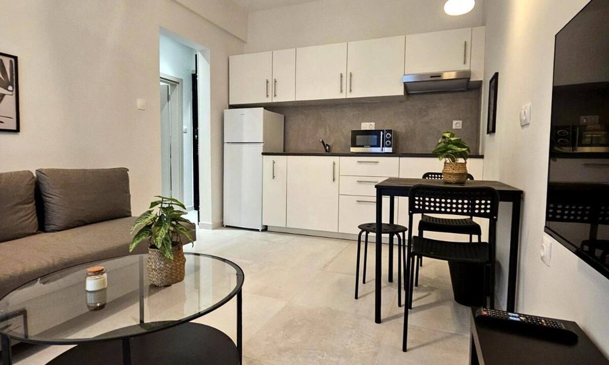 Thessaloniki Apartment | Sunrise Studio. Modern and luxurious studio in the city center of Thessaloniki!