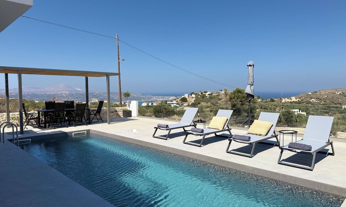 Katochori Villa | Sunrise Village Aptera Private Pool Villa No2 - Helios