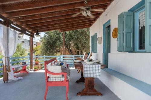Telendos House | Telendos Gallery House