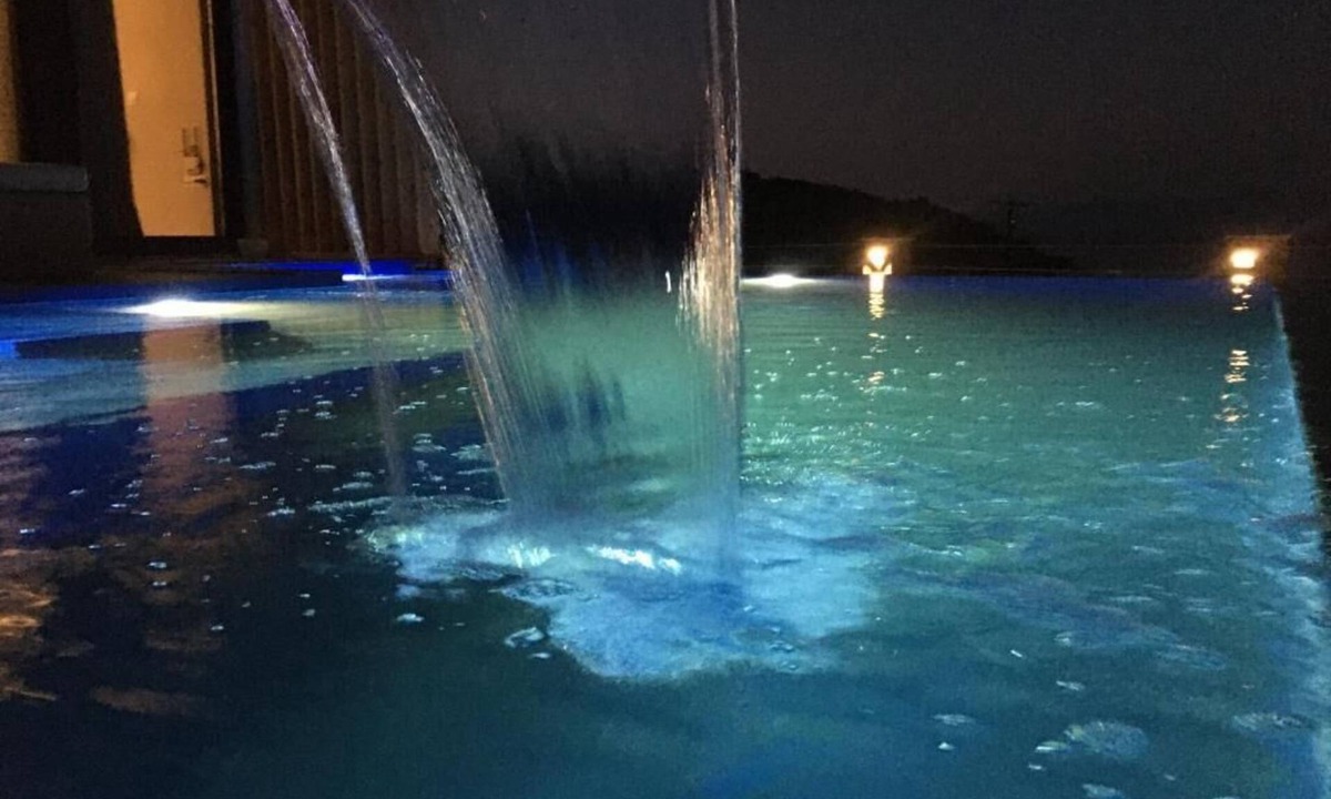 Sithonia House | The Diamond of Kriaritsi private pools