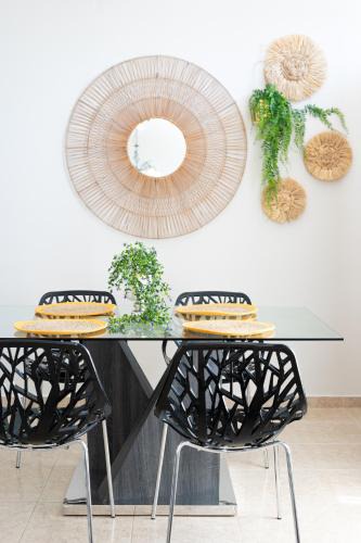 Valsamata Apartment | The Mirror House