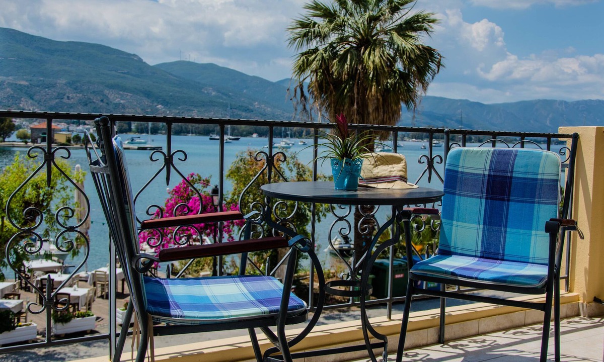 Poros Hotel | Theano Hotel