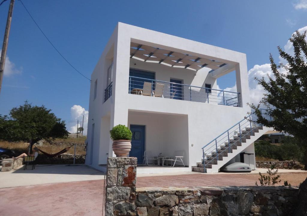 Travasarianika House | Theros house