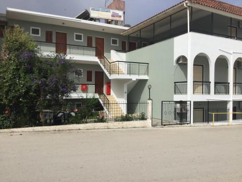 Kanali Apartment | Thomas Apartments