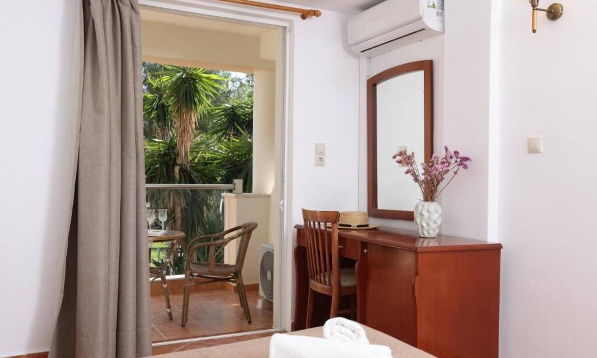 Messonghi Hotel | Three Stars Beach Hotel