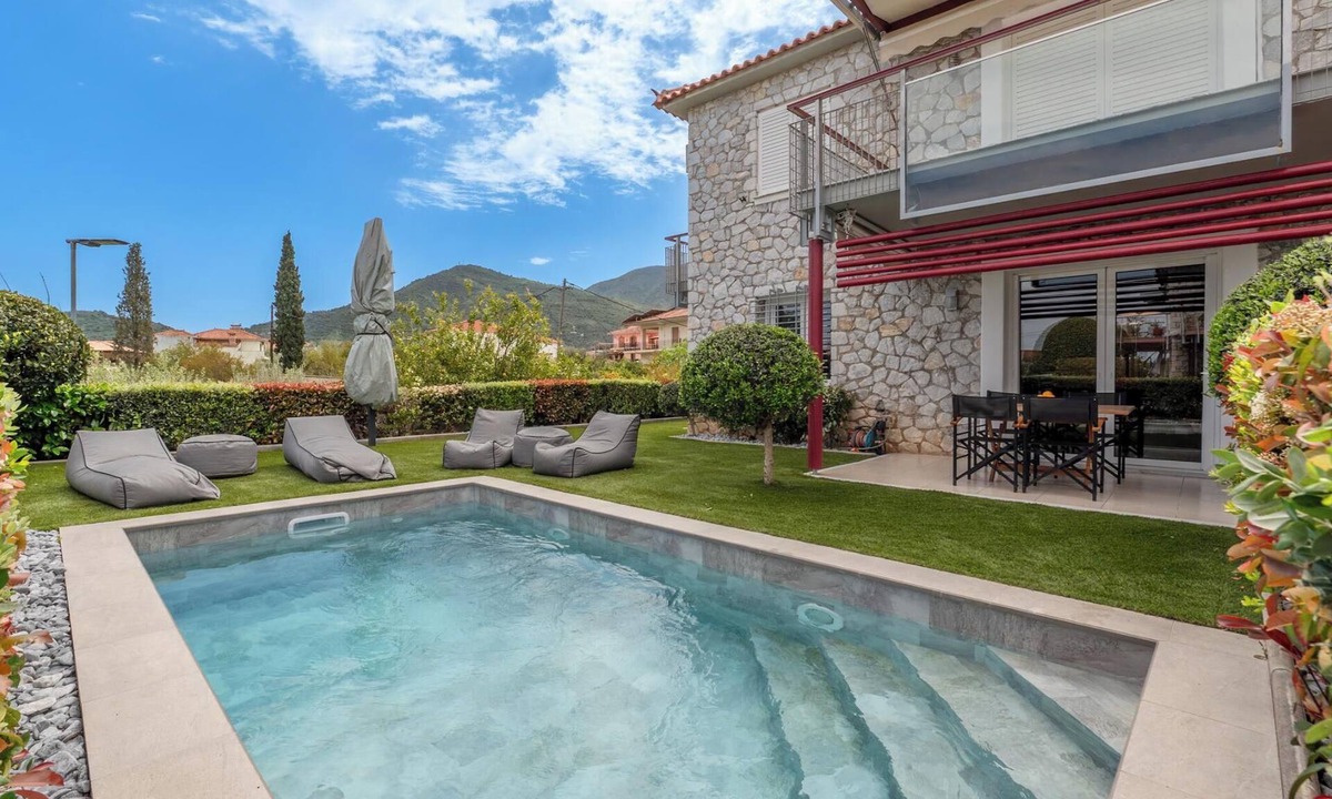 Tiros House | Villa Aggeliki by Tyros Boutique Houses