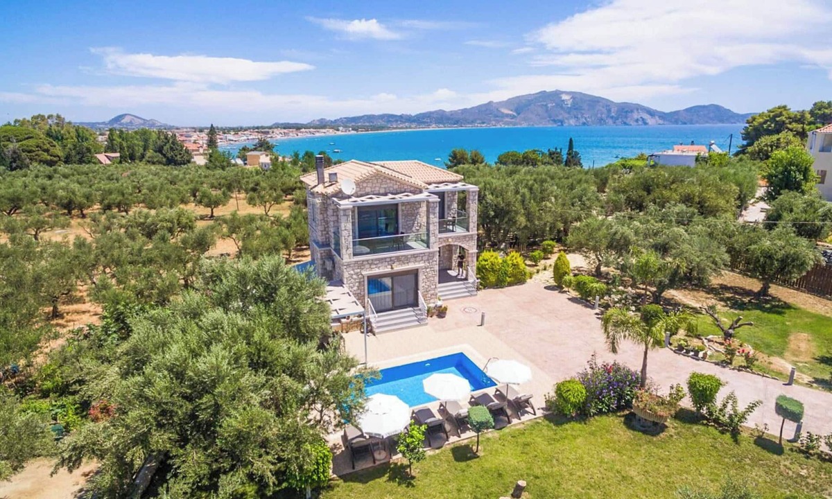 Agios Sostis Villa | Villa Azure Palatial