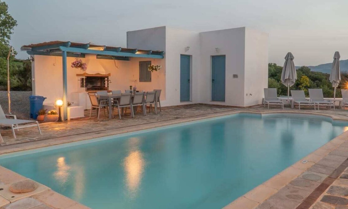 Kastellos Villa | Villa Bella-Your Perfect Oriental Greek Experience