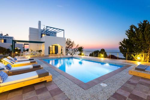 Kalathas Villa | Villa Blanca Collection