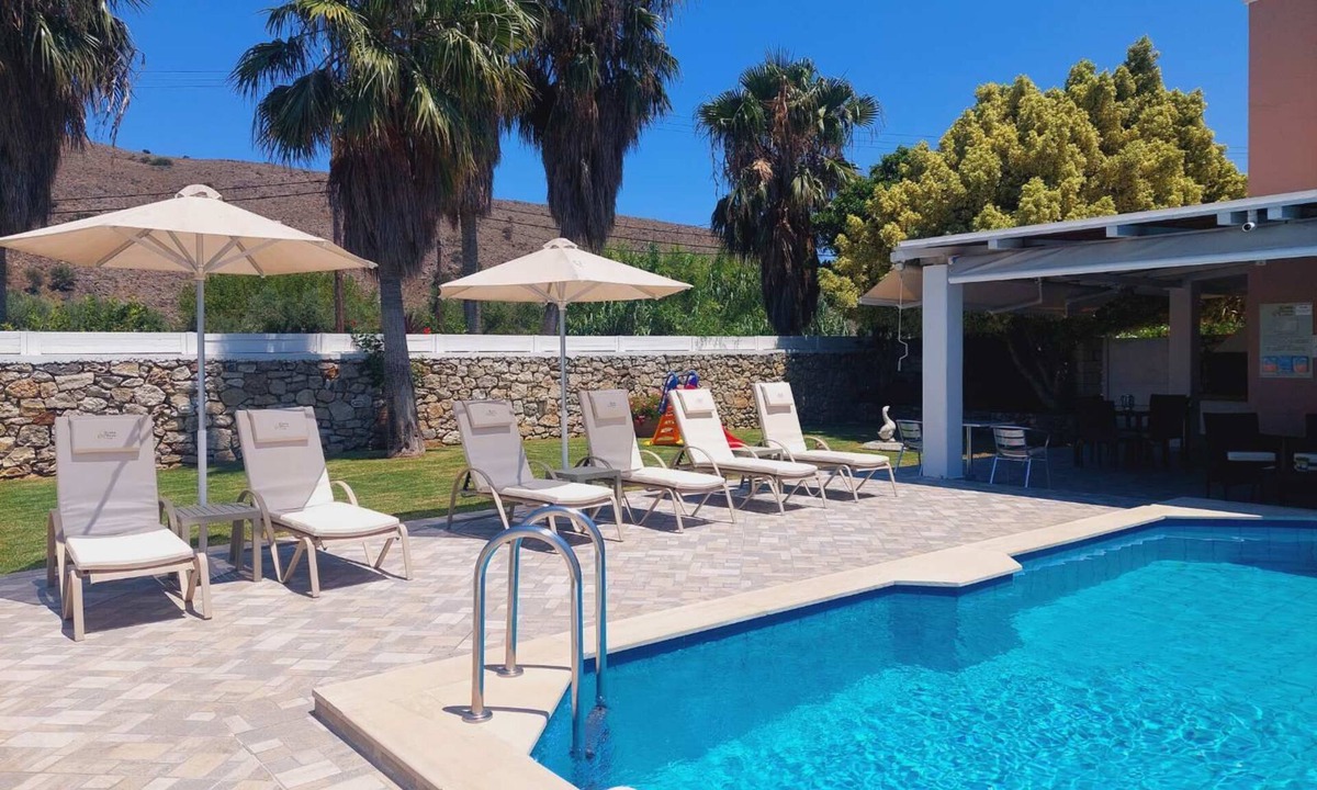 Georgioupolis Villa | Villa Campos- Less than 5-Min Walk to Kalivaki Beach with private pool