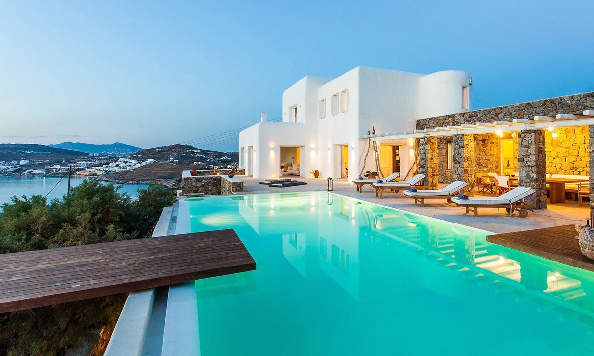 Paraga House | Villa Coral by Mykonos Rocks Estates