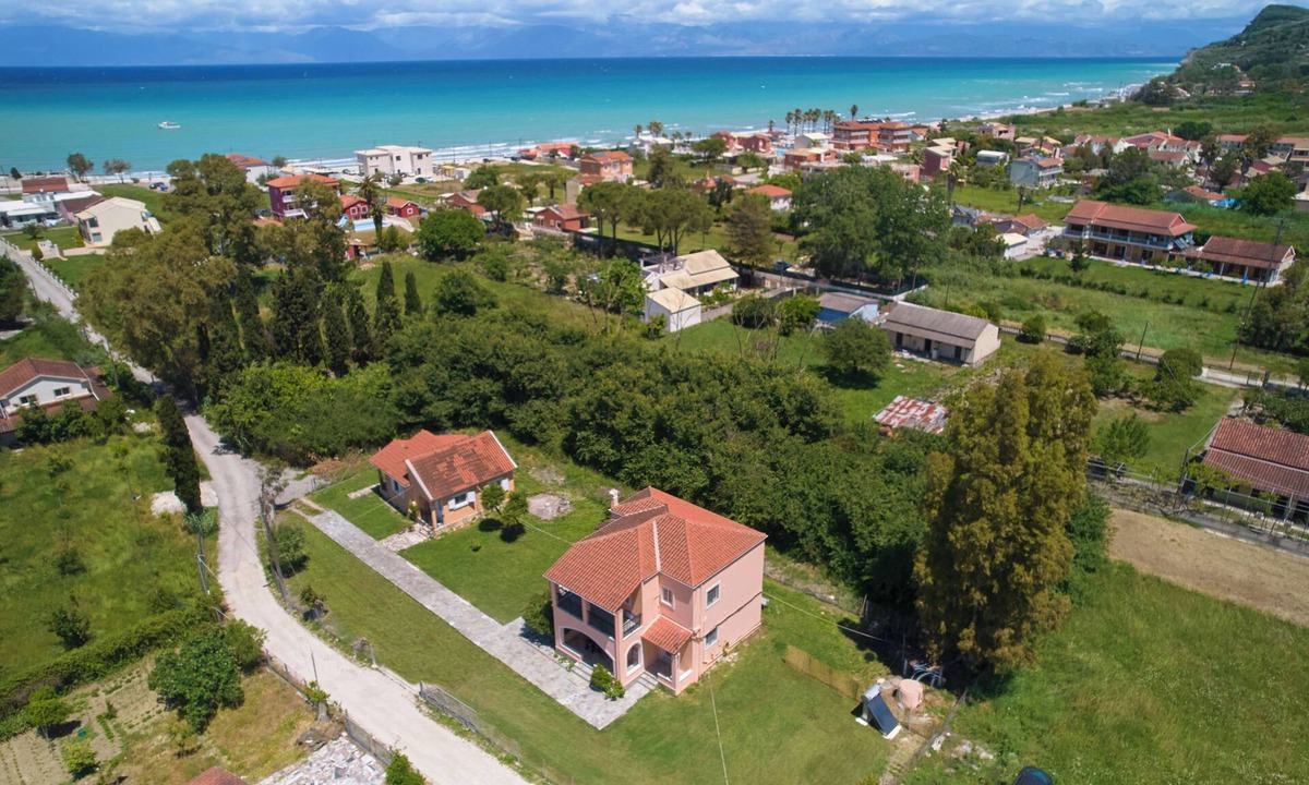 Sidari Villa | Villa Escapes By The Beach