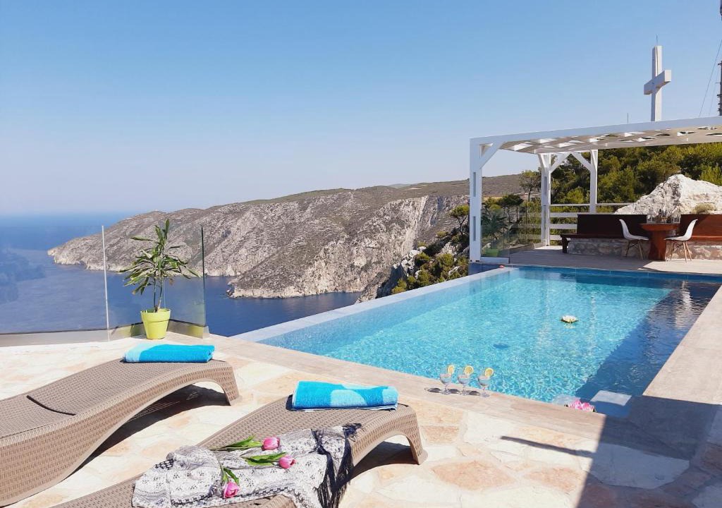 Kambi Villa | Villa Esperia