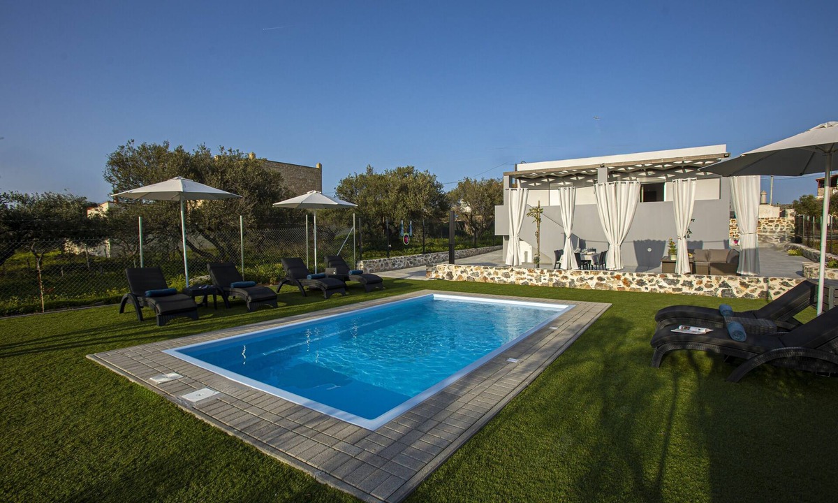 Anopolis Villa | VILLA EVIANNA-NEW VILLA !(Family-friently villa-3 bedrooms with a heated pool).
