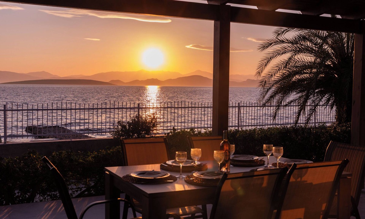 Iria House | Villa Isabelle on the beach