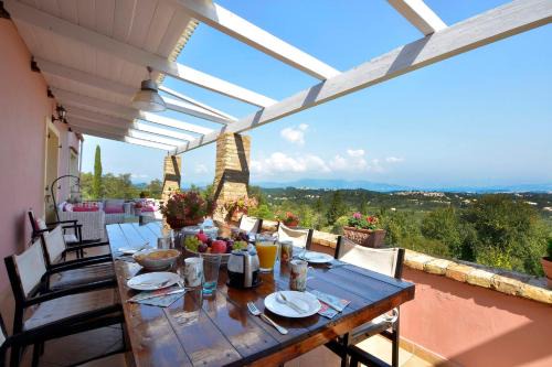Dafnata House | Villa Kardami -country house