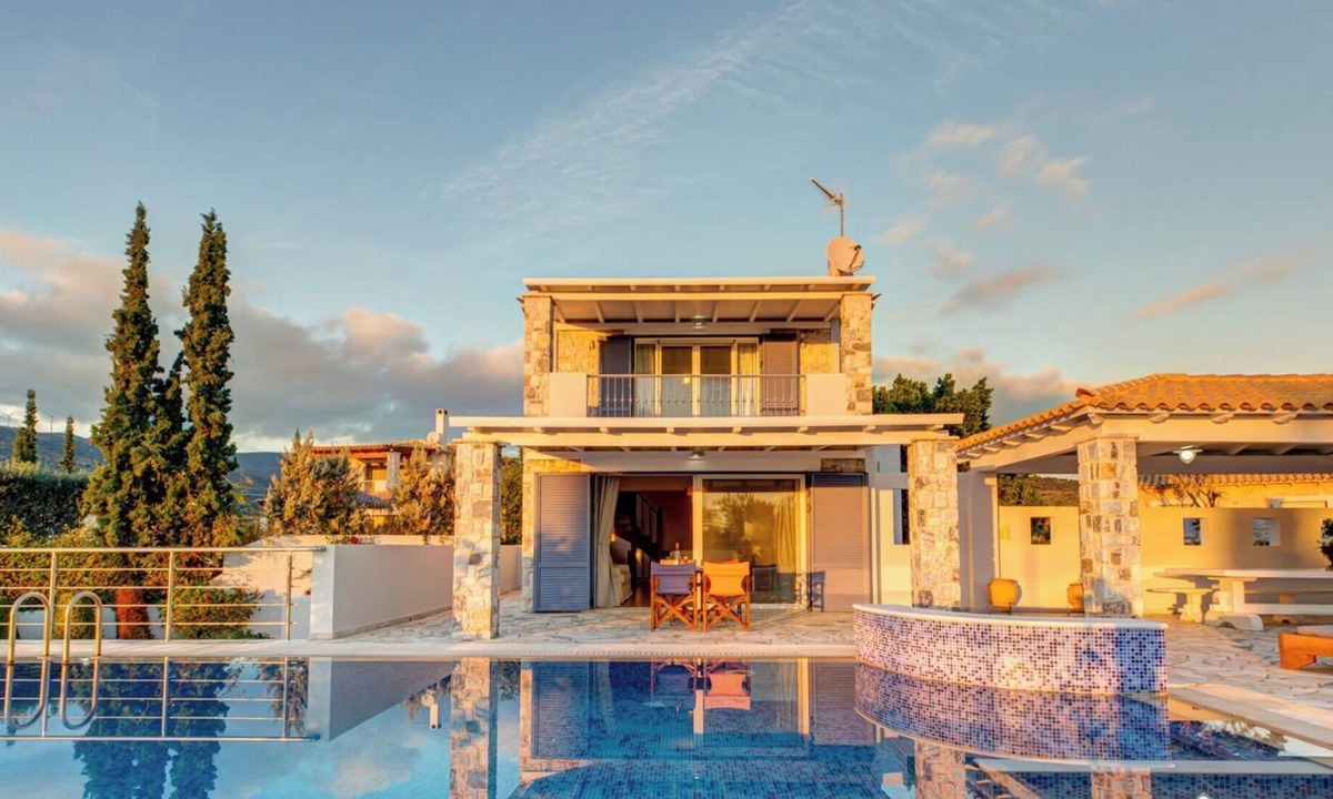 Plepi Villa | Villa Mare Magna, The villa spans approximately 200 sq.m. across three levels, offering a serene and