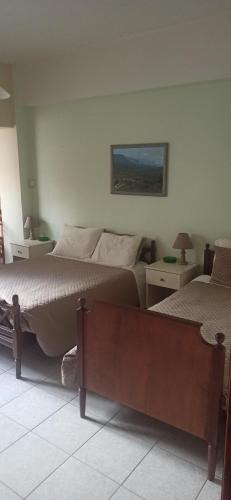 Fourfouras Hotel | Windy Place