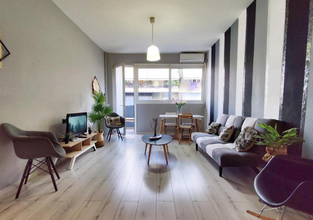 Attiki Apartment | WSD HEBE New Lux 3BD Apt Near Railway Station