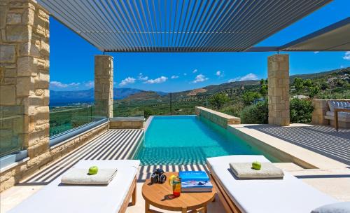 Kissamos Villa | Youphoria Sea View Villas