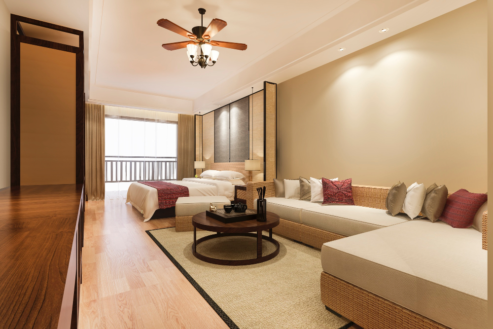 2 bed 2 bath apartment, free A/C & Wifi, centrally located, sea views, walking distance to beach.
