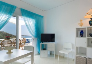 ALMYROS BEACH APARTMENT