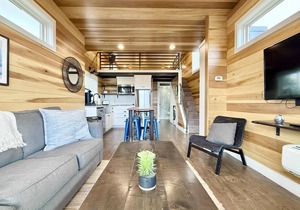 Modern Tiny Cabin Near Grand Staircase Utah in Escalante