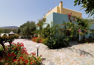 Traditional Cretan Villa, Located Close To The Beach And Main Sights