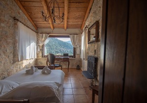 Traditional Villa Askyfou
