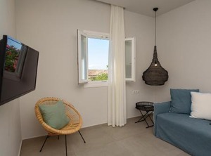 Vigla Hotel | Tholaria