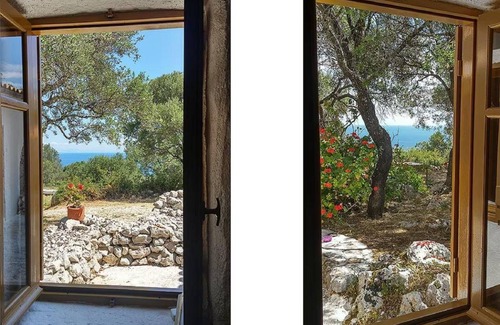 Skinaria House | 110 m² House ∙ 2 bedrooms ∙ 4 guests