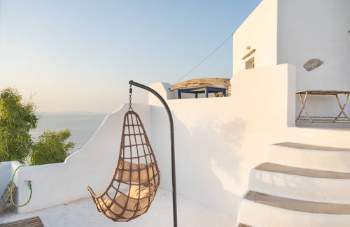 Sikinos Apartment | 45 m² Apartment ∙ 1 bedroom ∙ 3 guests