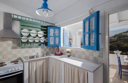 Evdilos Resort | 90 m² Resort ∙ 5 guests
