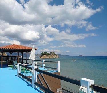 Agios Sostis Villa | 900 m² Villa ∙ 4 bedrooms ∙ 16 guests