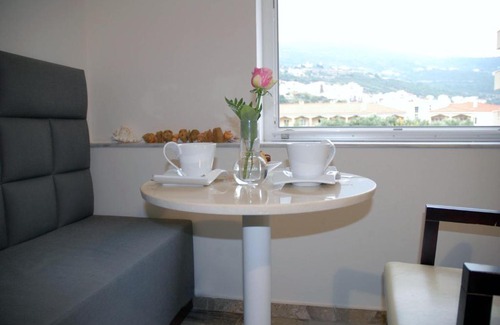 Vathi Apartment | Aria Hotel Samos Town