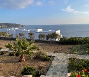 Agios Romanos House | Ble Tinos