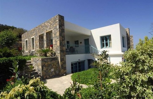 Mochlos Villa | Deluxe Crete Villa | Villa Alkestis | 4 Bedrooms | Private Pool | Sea View |.