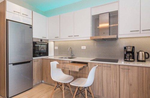 Zakynthos Town Apartment | 'Eolia Apartment' - Sea & City View Central Apt