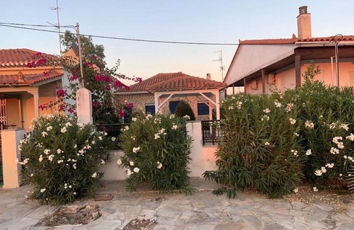 Kilada House | Familienfreundliches Fischerhaus am Strand