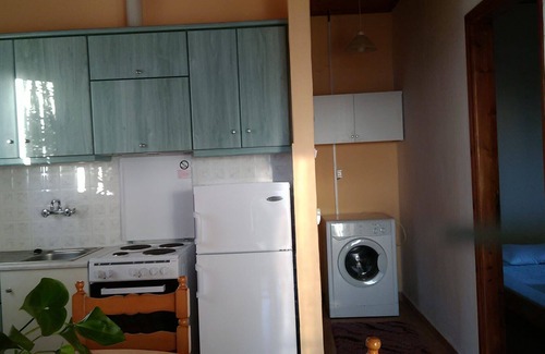 Kompi House | Giannis House near the beach Peroulia