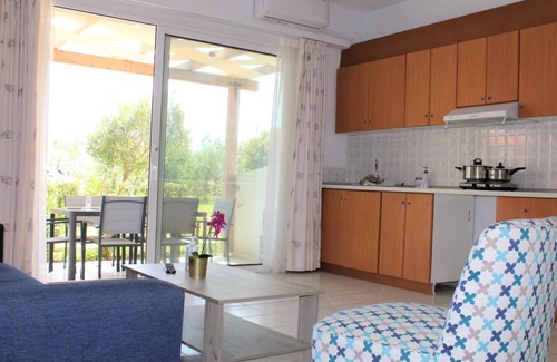 Kalamaki Apartment | Kalamaki Plaza Apartments ''tzante''