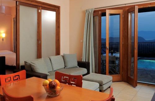 Nea Tirintha Villa | Karayiannis Villas