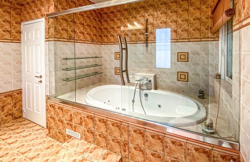 Lokroi House | Look forward to a breathtaking view from the sunny terrace of this vacation home with pool!