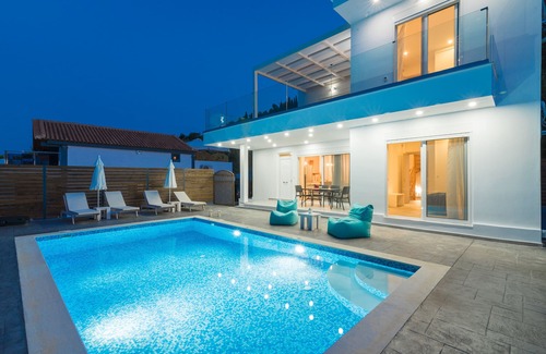 Lithakia Villa | Maridenia Villa - 3 bedroom villa with Private Pool