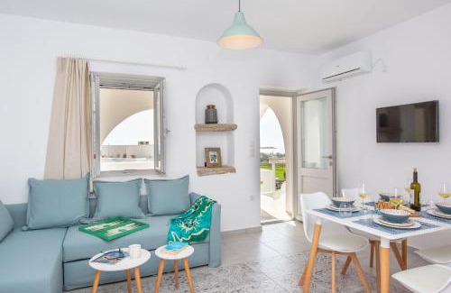 Plaka House | My Naxos seaview apartment