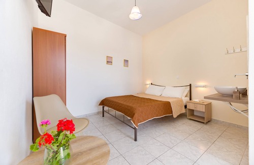 Perissa Hotel | Onar Superior Double.Room