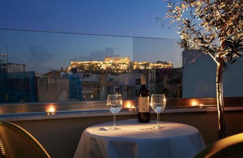 Monastiraki Apartment | Spacious Suite w. huge balcony + Acropolis view